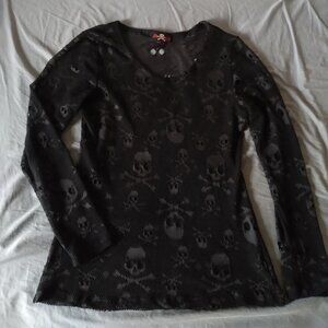 Black long sleeve mesh skull shirt size XL